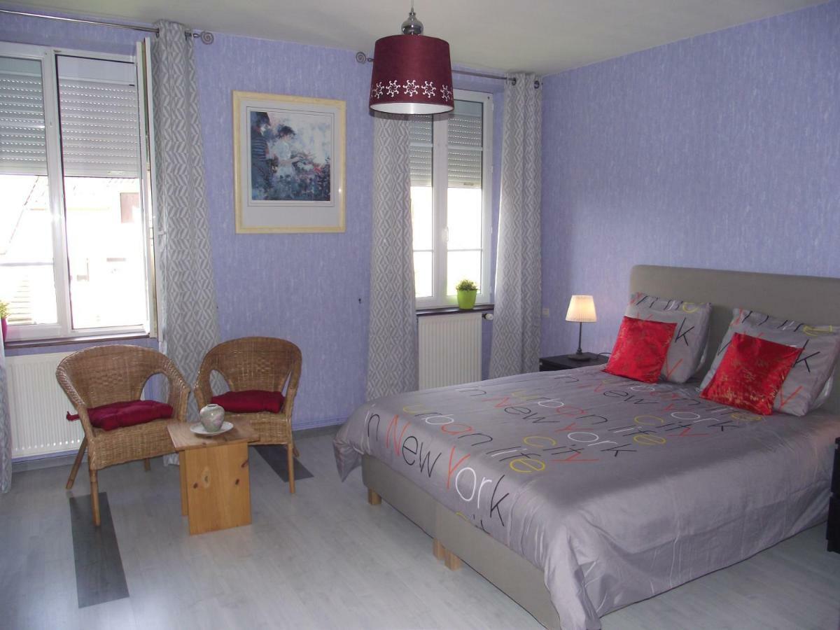 Bed and Breakfast Vacances Au Bon Accueil Sainte-Thérence Exterior foto
