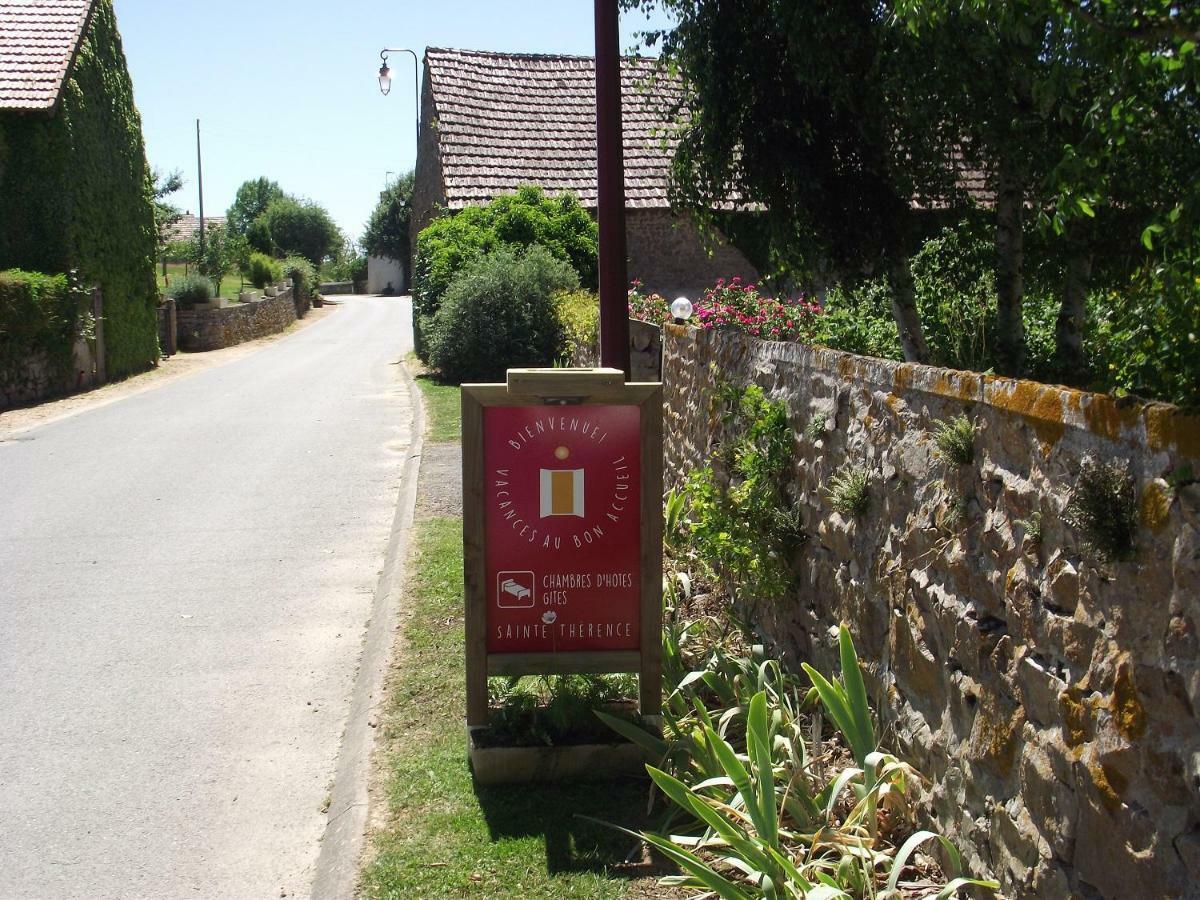 Bed and Breakfast Vacances Au Bon Accueil Sainte-Thérence Exterior foto